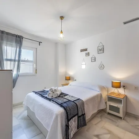 Acogedor En La Bahia דירה קדיז